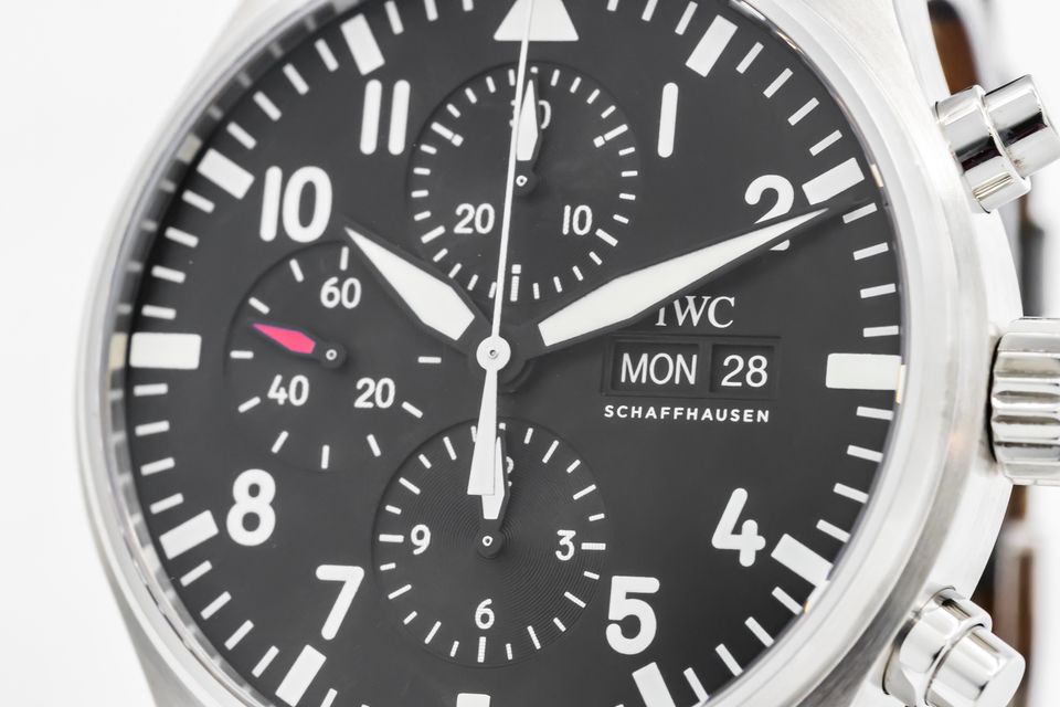 IWC Pilot's Chrono IW377709 Image 6